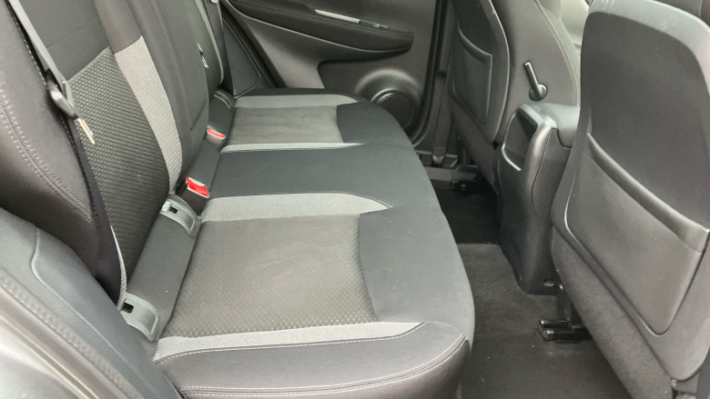 Nissan Qashqai 1.5 dCi N-Connecta 5dr Diesel Hatchback